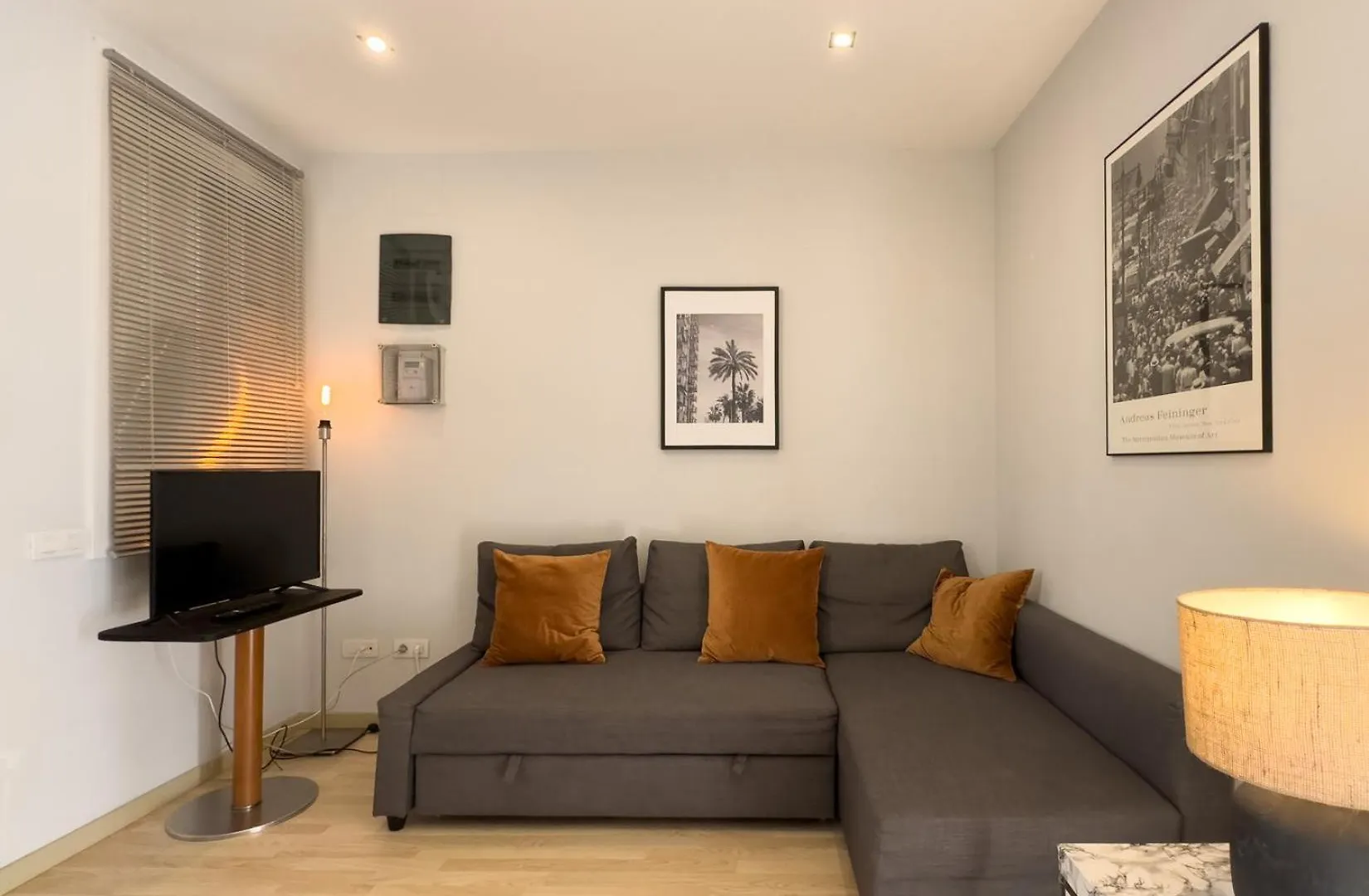 Aparteasy - Gracia Apartments Барселона Испания